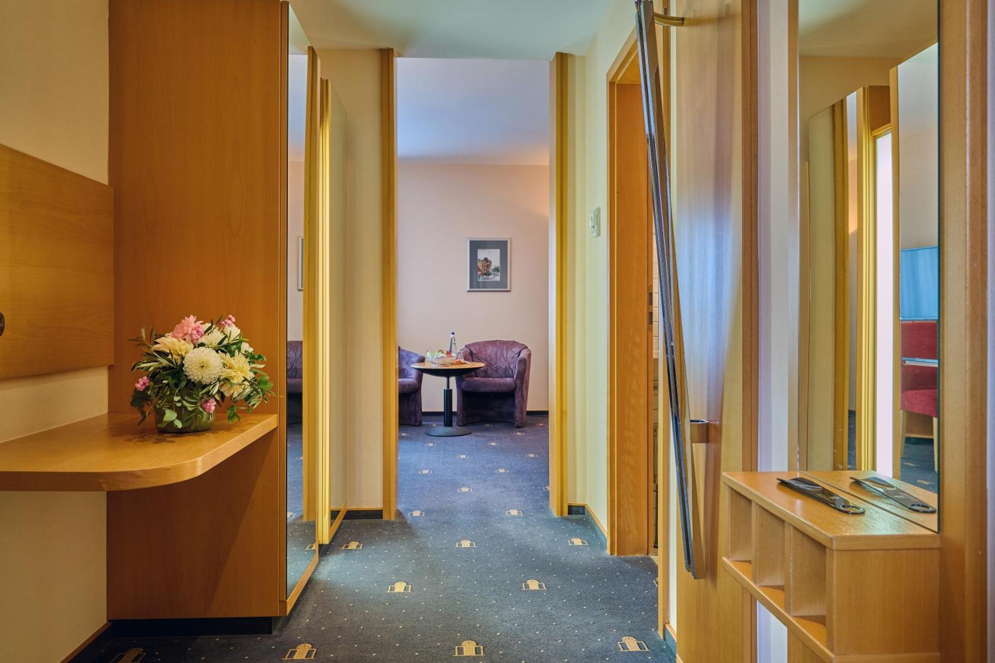Hotel Theresientor Щраубинг Екстериор снимка